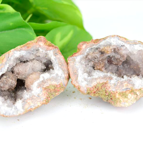 世界中のジオード・晶洞を直輸入｜アメジストドーム｜水晶ジオード