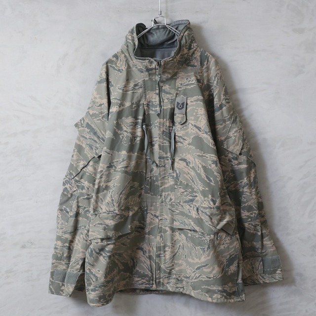 実物 USED 米軍 USAF ABU ALL-PURPOSE GORE-TEX PARKA【00722】 ミリタリー