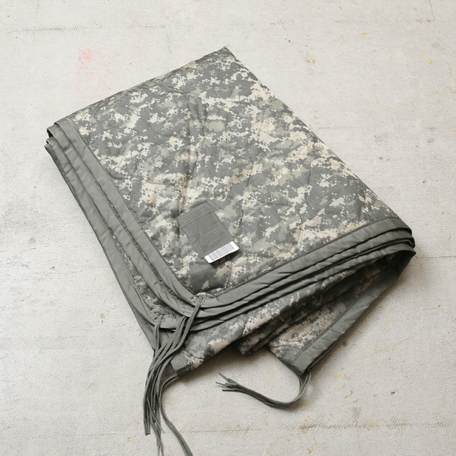 実物 USED 米軍 ポンチョライナー ACU（UCP）