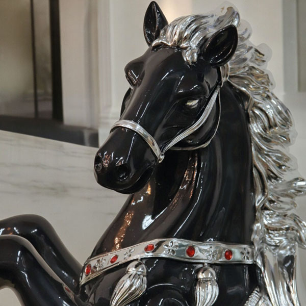 風水・開運インテリア・跳ね馬の置物（立ち馬） Lサイズ （ブラック