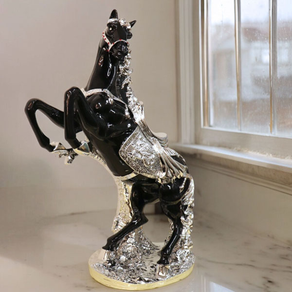 風水・開運インテリア・跳ね馬の置物（立ち馬） Mサイズ （ブラック