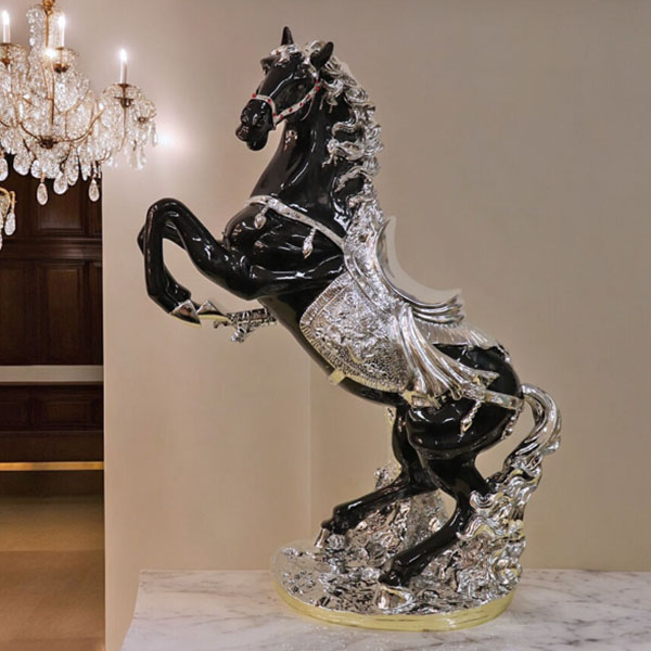 風水・開運インテリア・跳ね馬の置物（立ち馬） Mサイズ （ブラック