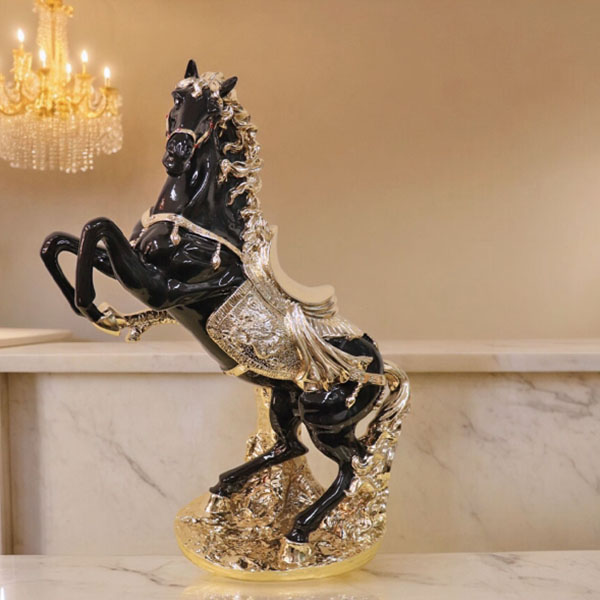 風水・開運インテリア・跳ね馬の置物（立ち馬） Sサイズ （ブラック