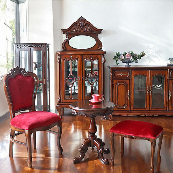 マリナカッシーリ 猫脚スツール (ベロアレッド）｜Y-KAGU(輸入家具屋