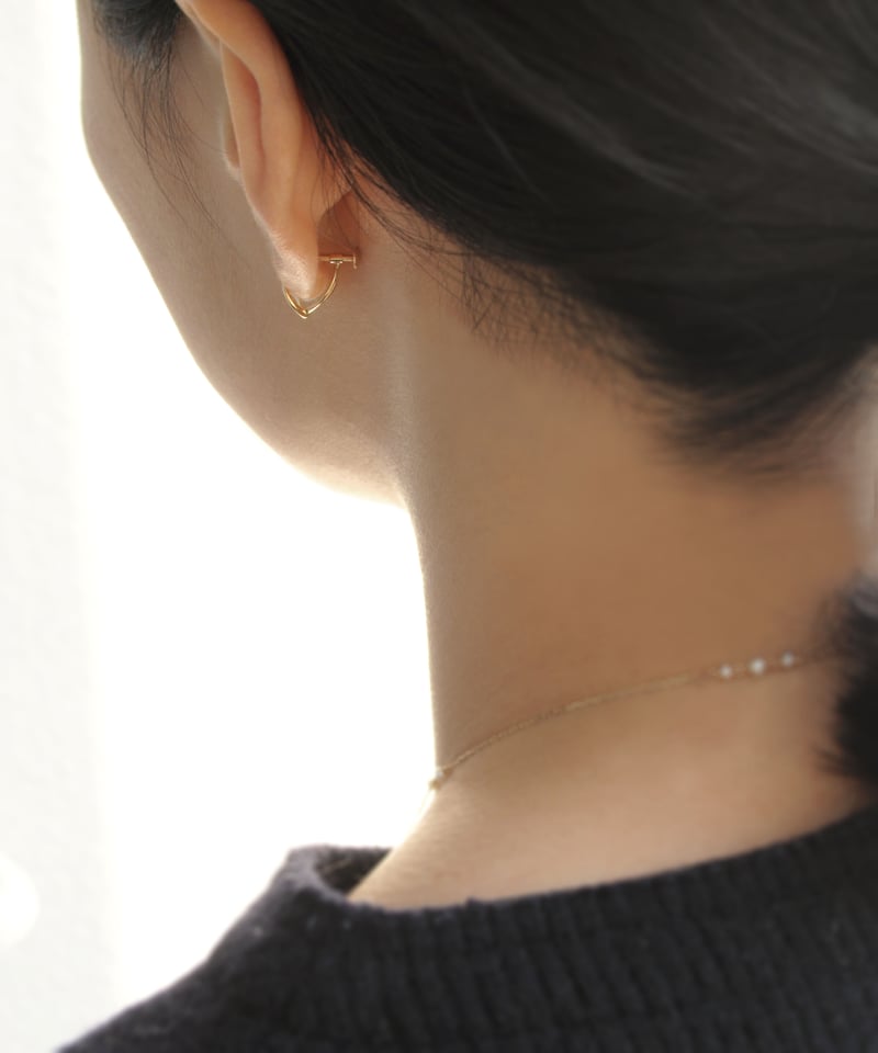 anq.】K10 ・ペタルフープイヤリング ダイヤモンド Lily of the valle