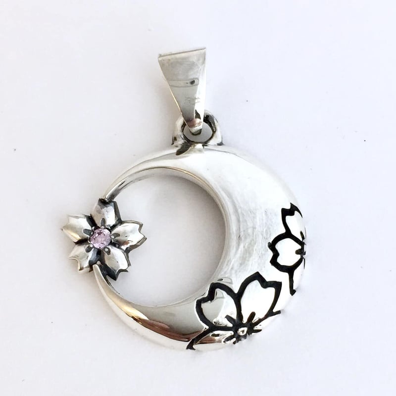 月と桜🌸のペンダント】夜桜(ペンダントトップ）［銀燭］ | 上州本店