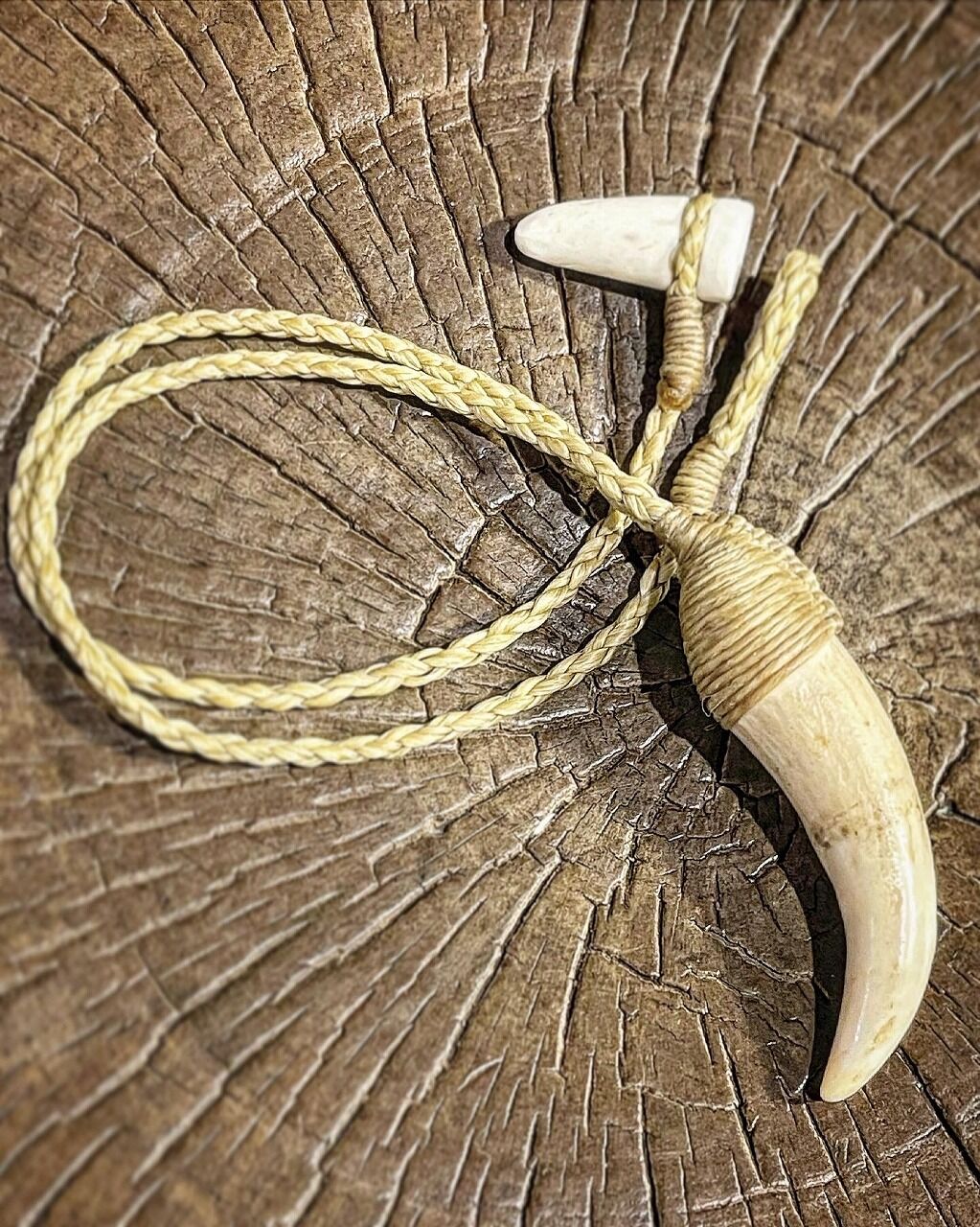 ボーンカービング鯨歯ネックレス WL-138 | Ocean's Bone Carvings