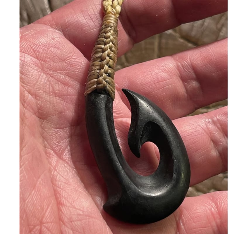 ボーンカービング鯨骨HOOKネックレスWB-325 | Ocean's Bone Carvings