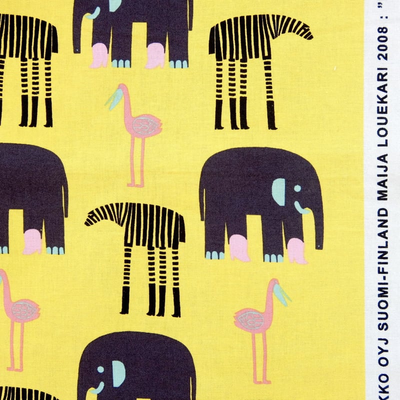 マリメッコ marimekko ＜Karkulaiset＞ファブリック（イエロー）50cm 廃