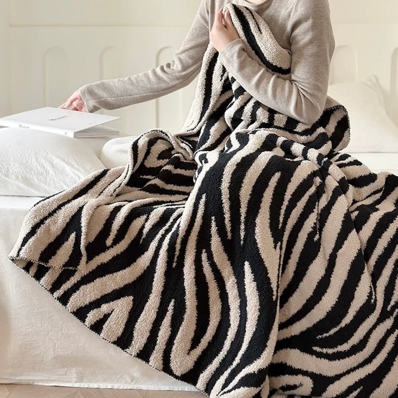 ゼブラ柄 大判 ブランケット 140×180 膝掛け ニット | 70PARK