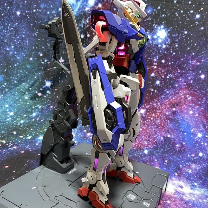 素組み完成品]PG 1/60 ガンダムエクシア LIGHTING MODEL | HYPER