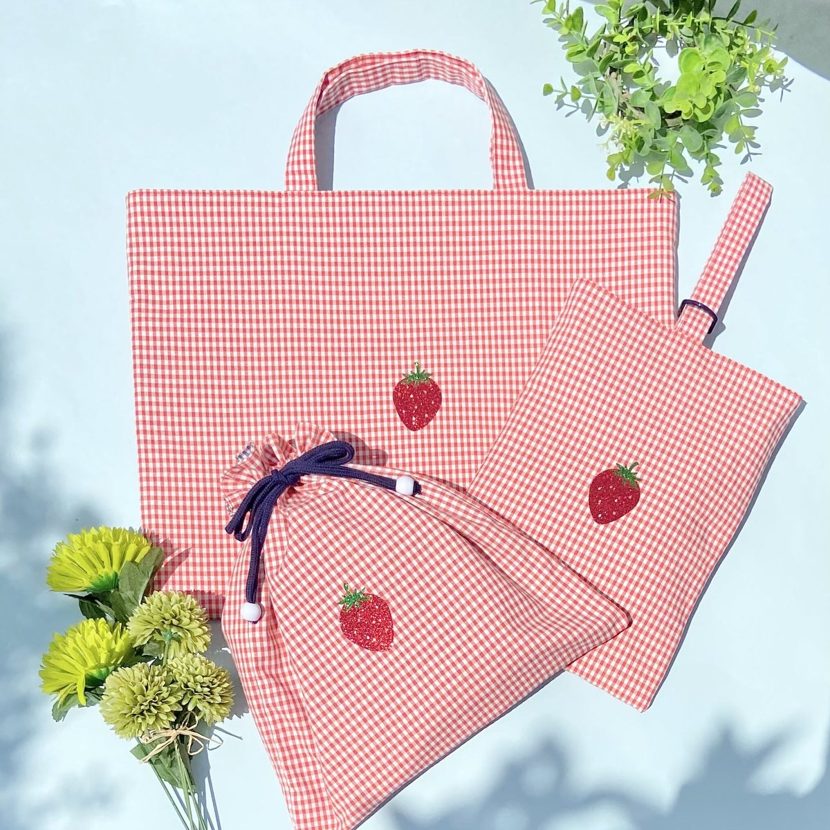 サイズが変更できる！】入園・入学グッズ （いちご）3点セット | Pon