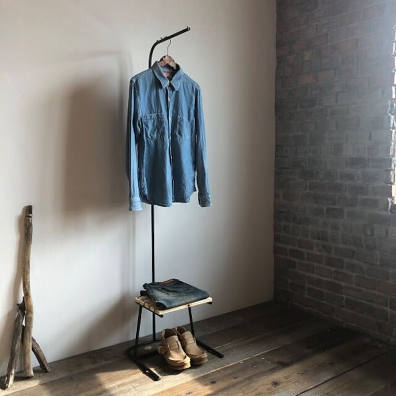 数量限定 F1-IWO-N ハンガーラック アイアン 木製 棚板付