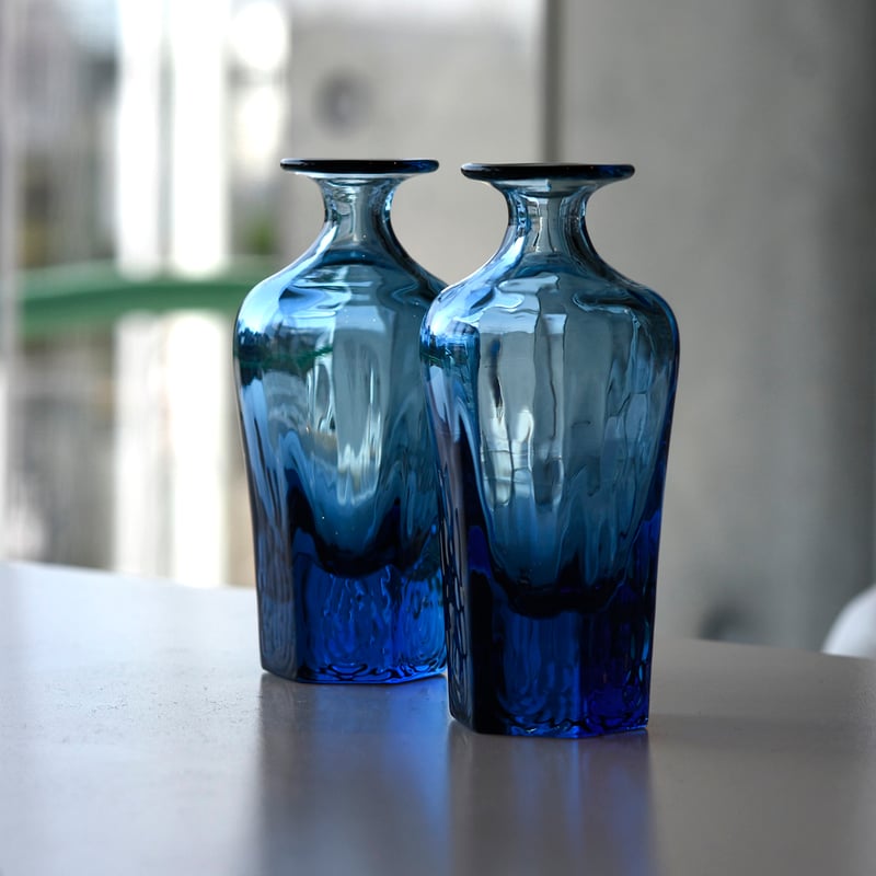 富山アイコニック YAKUBIN 一輪挿し/Remelt-Blue 806 | 富山ガラス工房