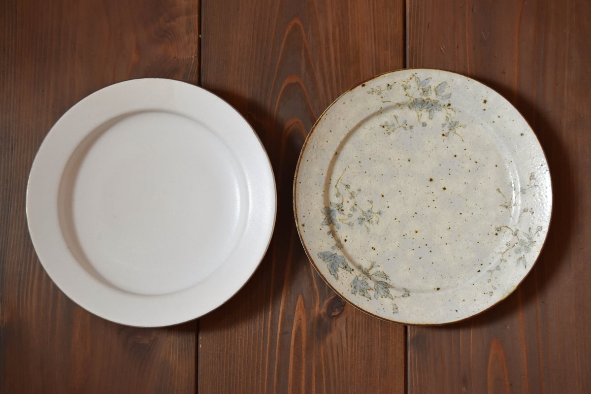 いろ安南 皿(花）／市野吉記 | うつわと暮らし 凛 ONLINE SHOP