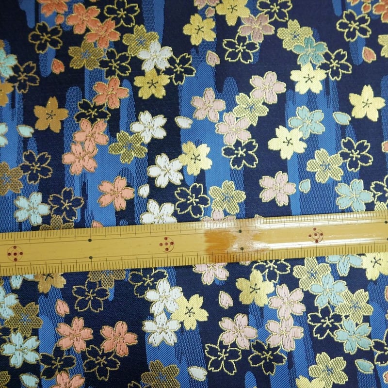 西陣織 金襴 絹織物 さくら紋様 約一尺 | 西陣岡本