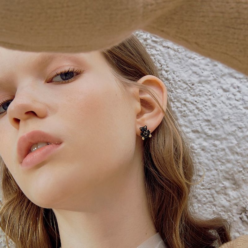 黒くまのピアス キラキラ 韓国アクセサリー ピアス キュービック