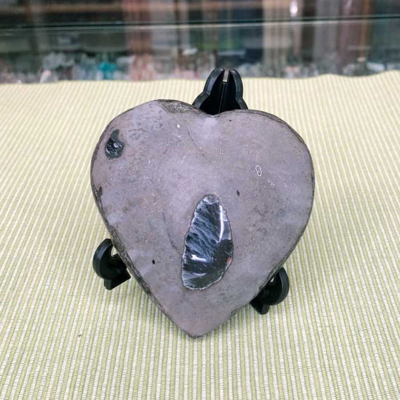 数量限定】アメジストクラスター ウルグアイ産 ハート型 エッグ型
