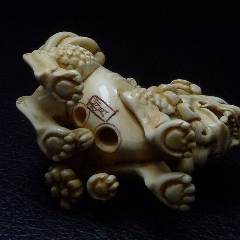 △耕月作・本象牙獅子親子根付19g・提げ物△NE35△ | 象牙屋本舗 こほ