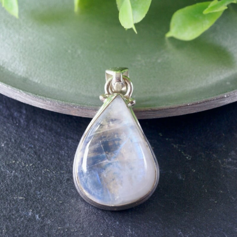 レインボームーンストーン ペンダントトップ シルバー925（sv-222