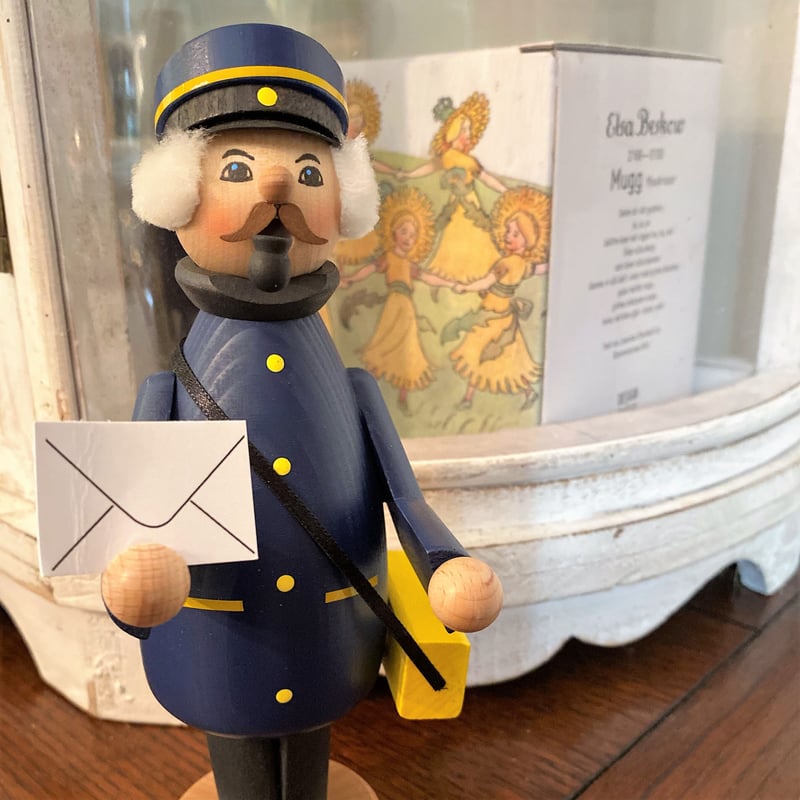 ドイツ クーネルト社 煙だし パイプ人形香炉 郵便局員 | 世界の猫祭