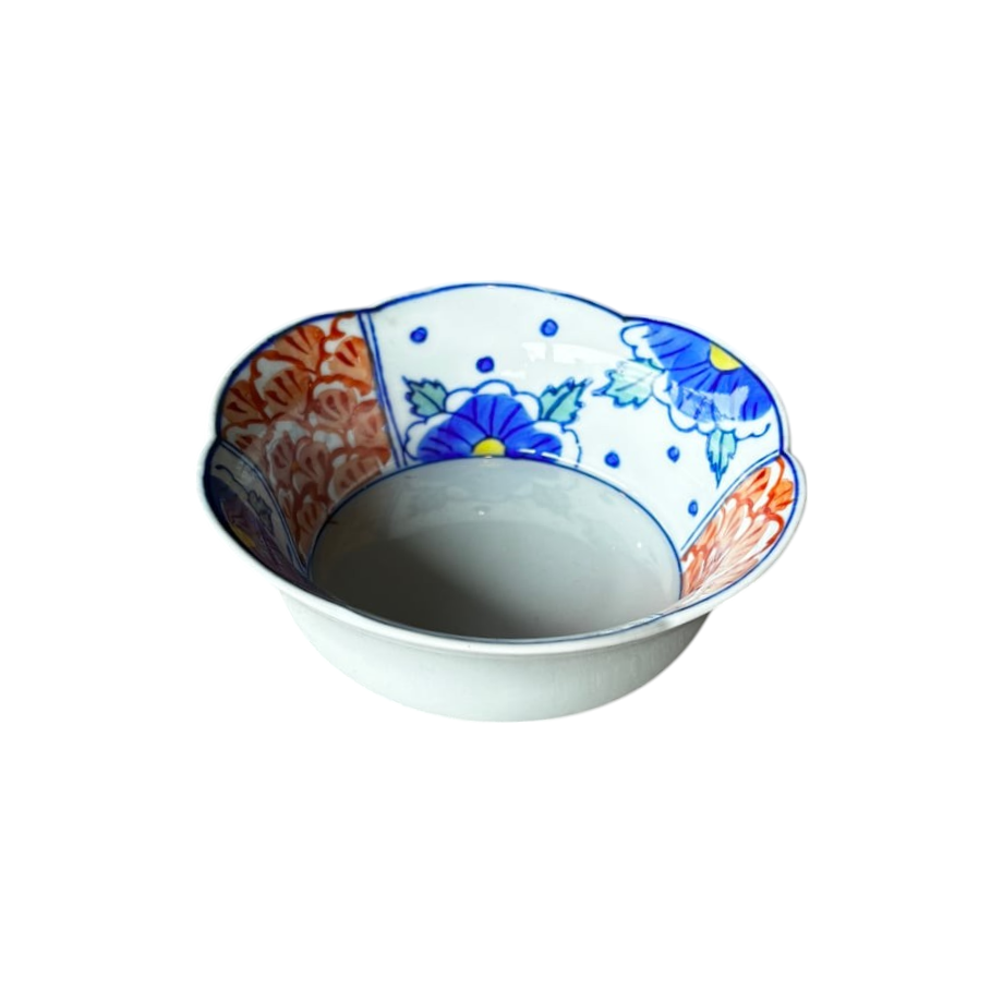 デッドストック品 50％OFF】菊絵 花型小鉢 | 和食器通販 有田焼 山忠