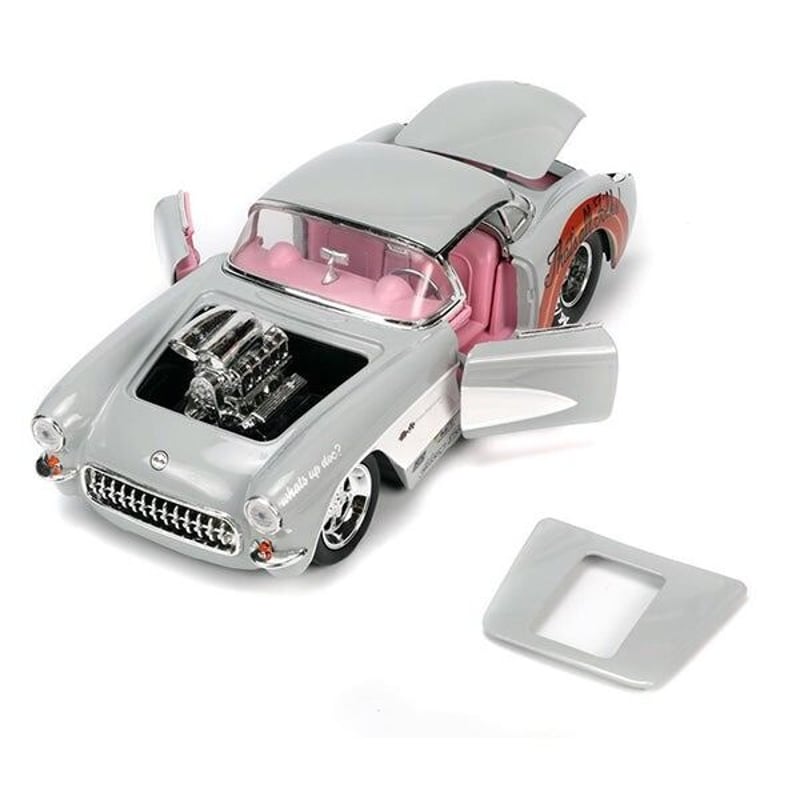 1:24 LOONEY TUNES 1957 CHEVY CORVETTE w/ BUGS B