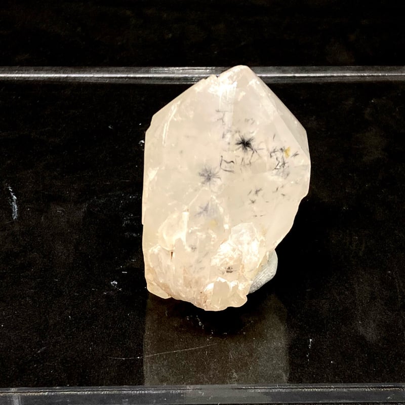 星入り水晶！】ホランダイト・イン・クォーツ原石【②39.51g】 | へし