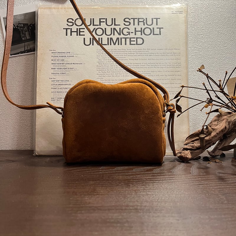 kudu革ポシェット kudu革スエードポシェット キャメル色ポシェット