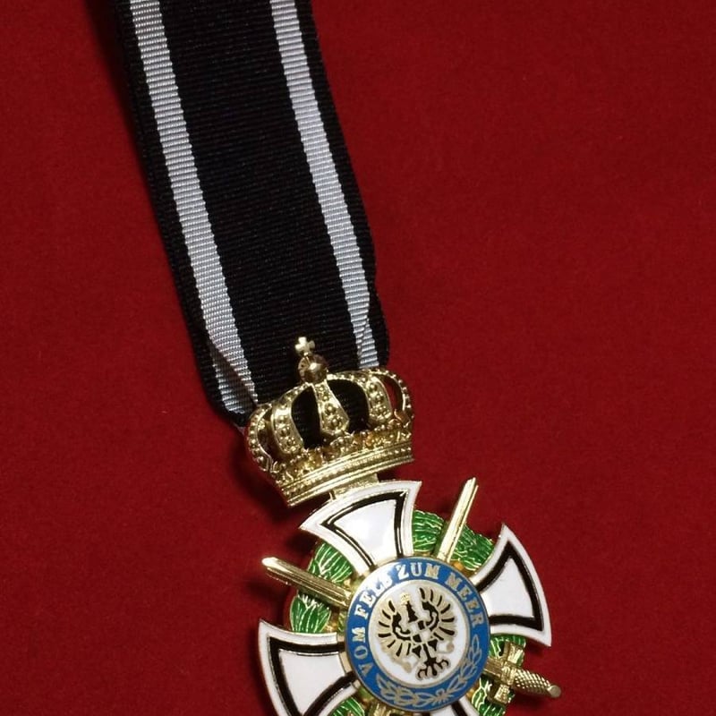 ホーエンツォレルン家勲章 WWI 剣・王冠付き プロイセン王国 ドイツ