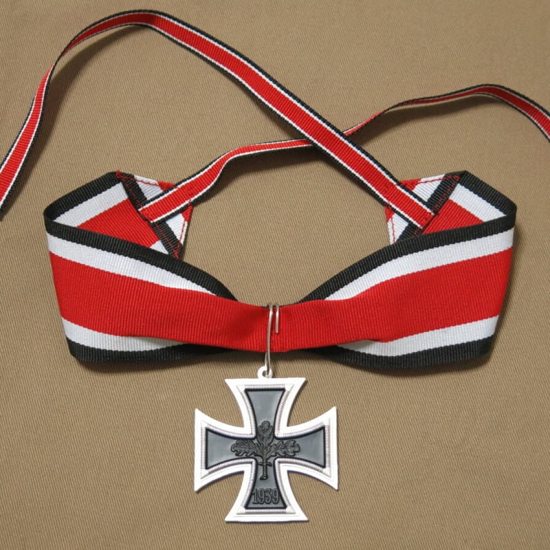 ドイツ 1957年戦後版 騎士鉄十字章 リボン付 複製 | MilitaryX's STORE
