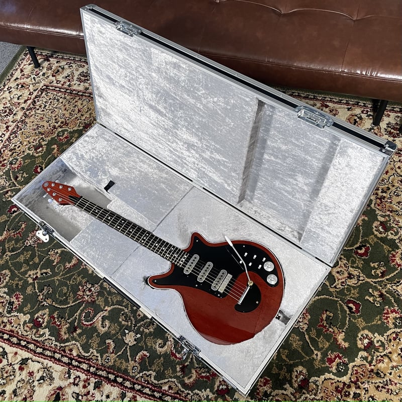Red Special Flightcase | Kz Guitar Works Offici