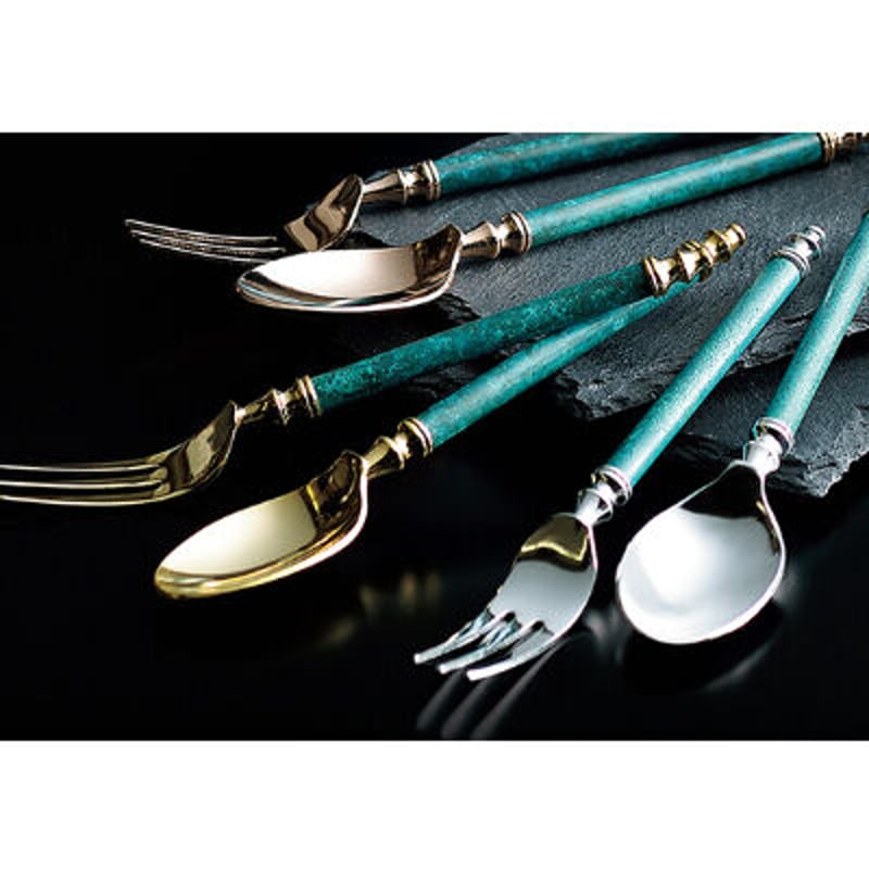 ARTISAN】 折燕 ORI-EN スプーン＆フォークセット 桐箱入 | 高岡伝渡