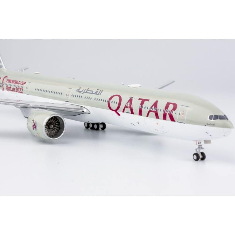 お取り寄せ商品】1/400 777-300ER カタール航空[ワールドカップ・カター