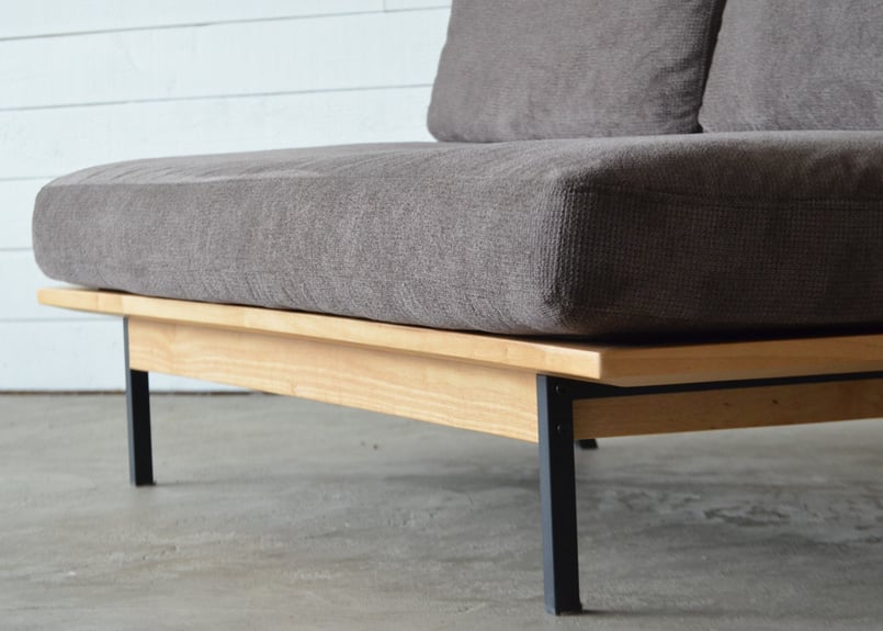 XYS-036]ナチュラルウッドフレームのファブリックソファ