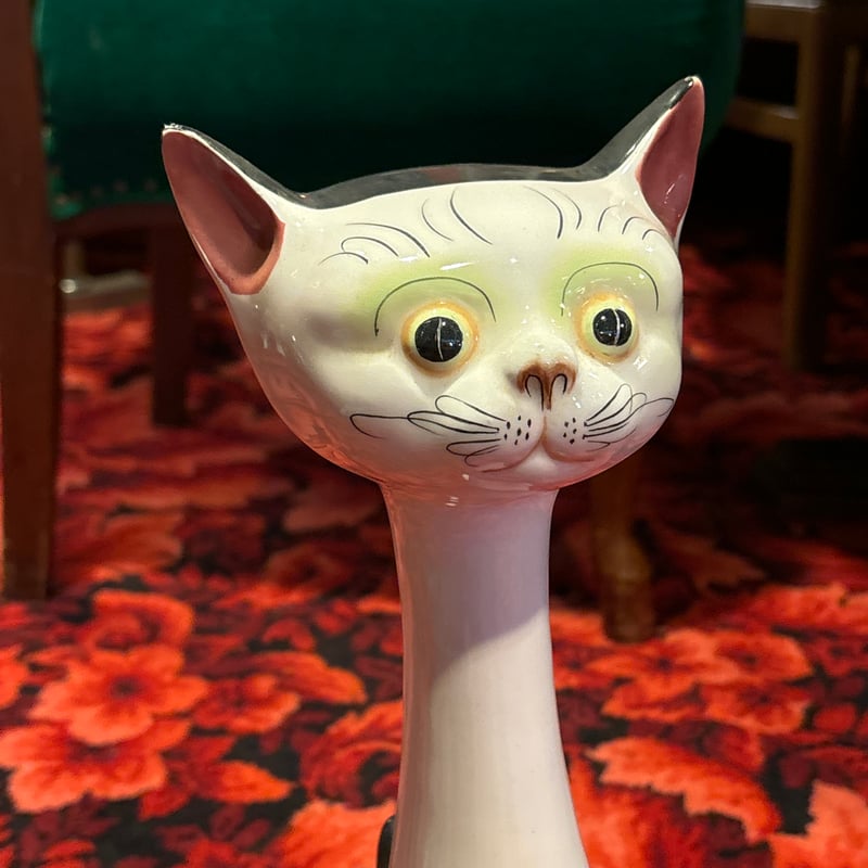 猫の置物 三毛猫 招き猫置物 | アンティーク家具と喫茶キャバレーの