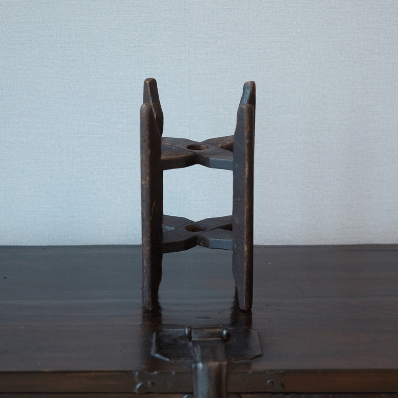 李朝 凧糸巻きと灯火器 | gallery & boutique 雪月花