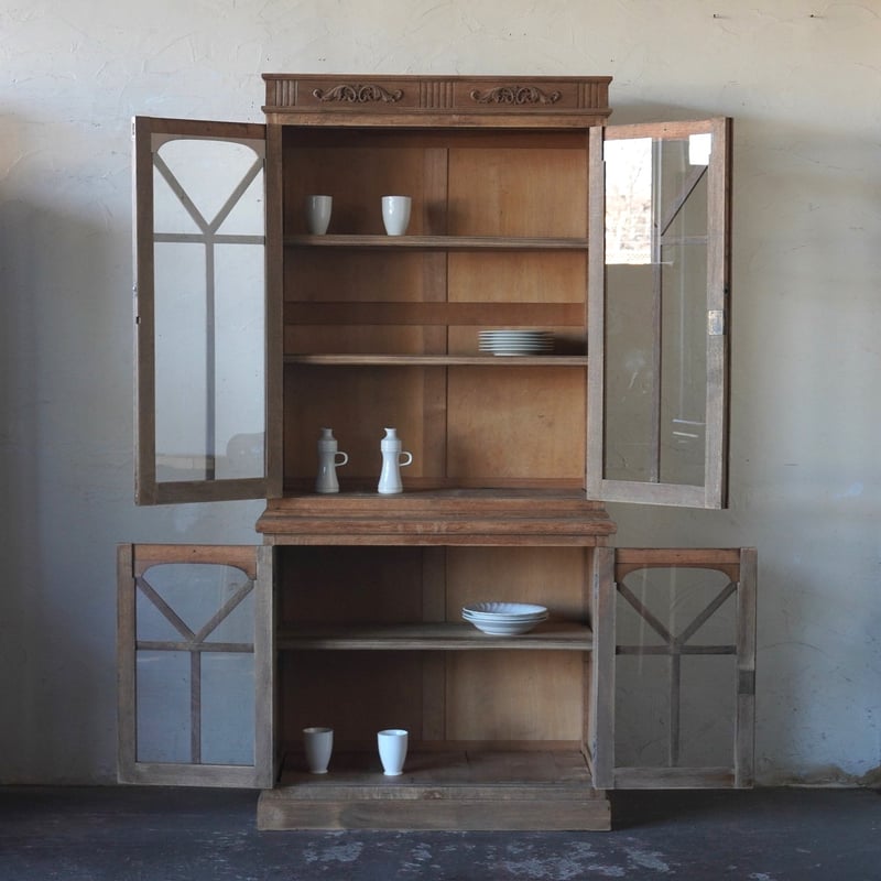 ガラス扉棚 | DEMODE FUKUNAKA