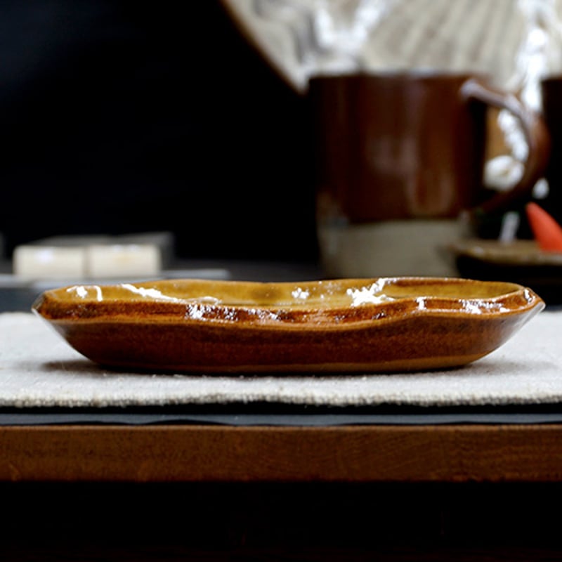 和食器 布志名焼 湯町窯 小判型 小皿 12cm 浪紋濃茶 黄釉 | うつわの店