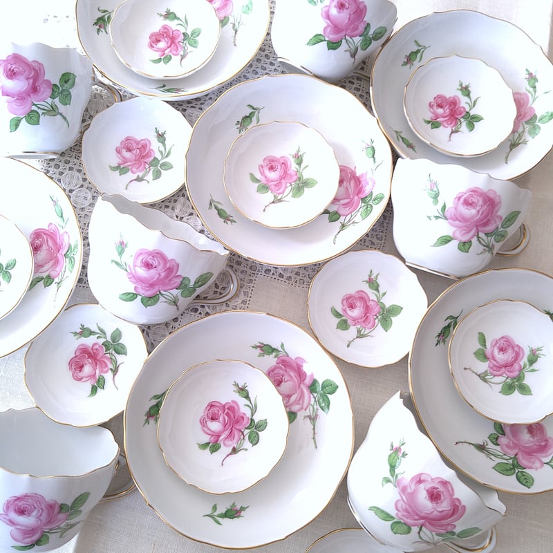 MeissenマイセンRoteRose🌹ピンクローズのコーヒーカップソーサー1975