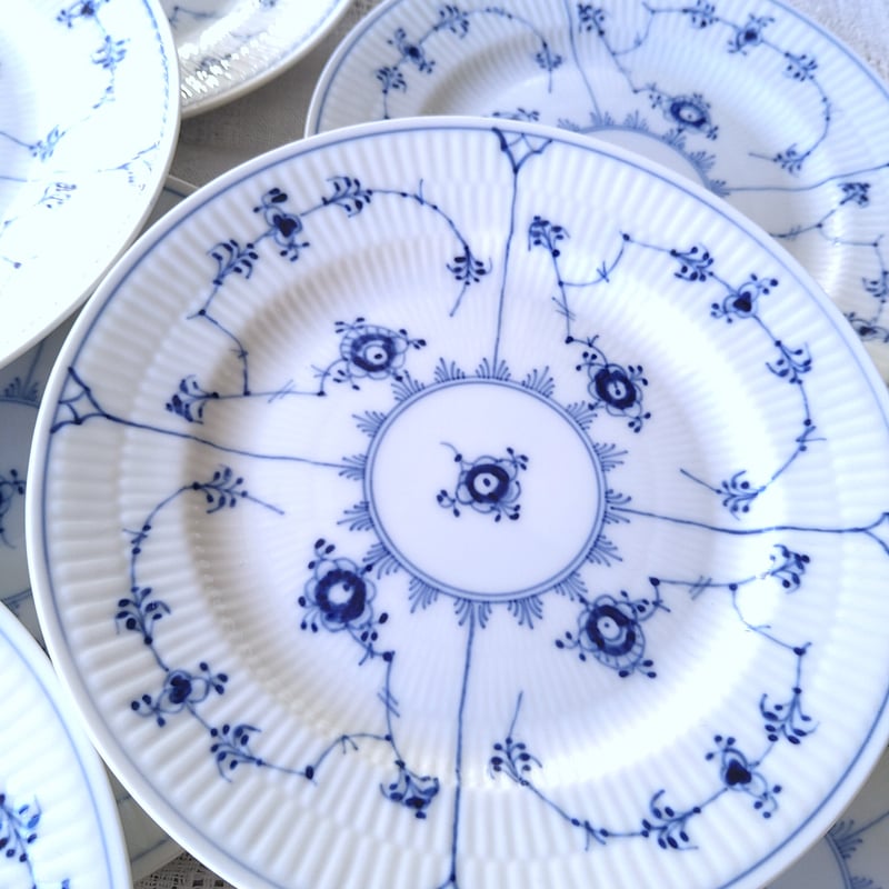 1963年のRoyalCopenhagenロイヤルコペンハーゲンブルーフルーテッド