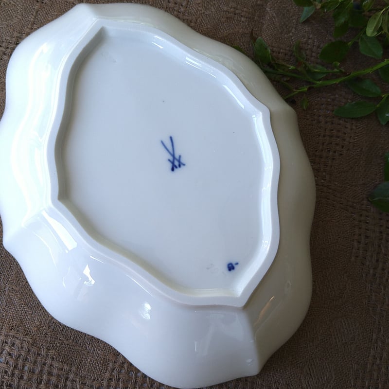 Meissenブルーオニオン、形と大きさが楽しい器の色々 | アンティーク