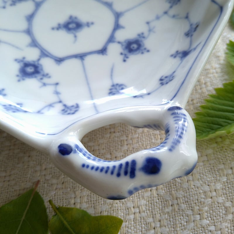 1924～1934年のRoyalCopenhagenブルーフルーテッドプレイン葉っぱ皿約