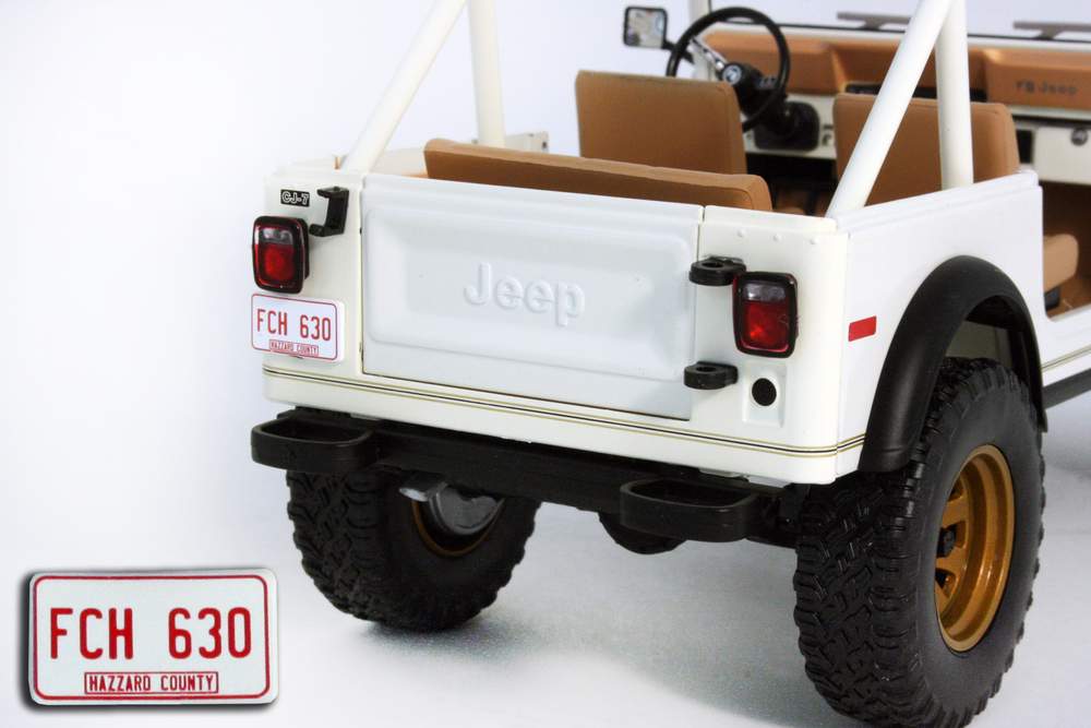 1:18 Artisan Collection - 1979 Jeep CJ-7 Golden Eagle Dixie w