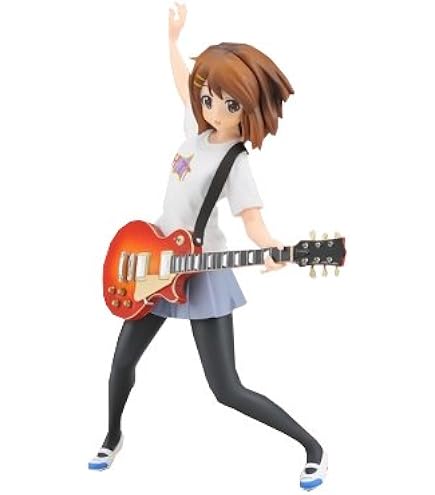 Amazon.co.jp: けいおん! SQフィギュア Yui Hirasawa 平沢唯 [おもちゃ