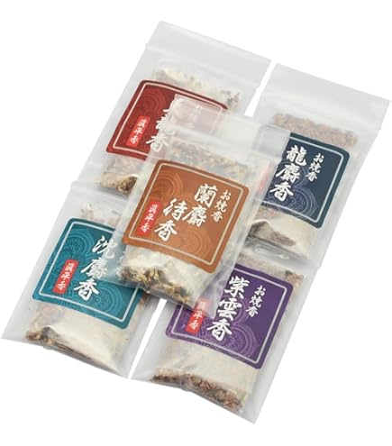 Amazon｜極上 シャム沈香 刻み 50g 茶袋入 玉初堂 0436｜線香