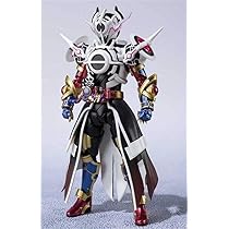 Amazon.co.jp: バンダイ(BANDAI) S.H.Figuarts 仮面ライダーエボル