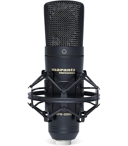Amazon | [ AKG ] コンデンサマイク 単一指向性マイク 【 電池駆動にも