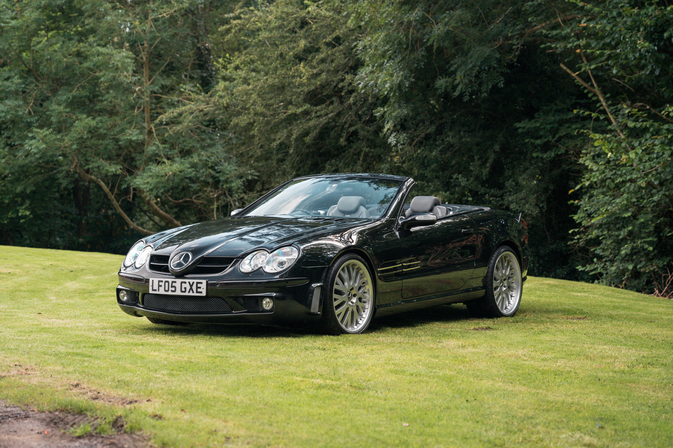 2005 MERCEDES-BENZ (R230) SL55 AMG - PERFORMANCE PACK for sale by