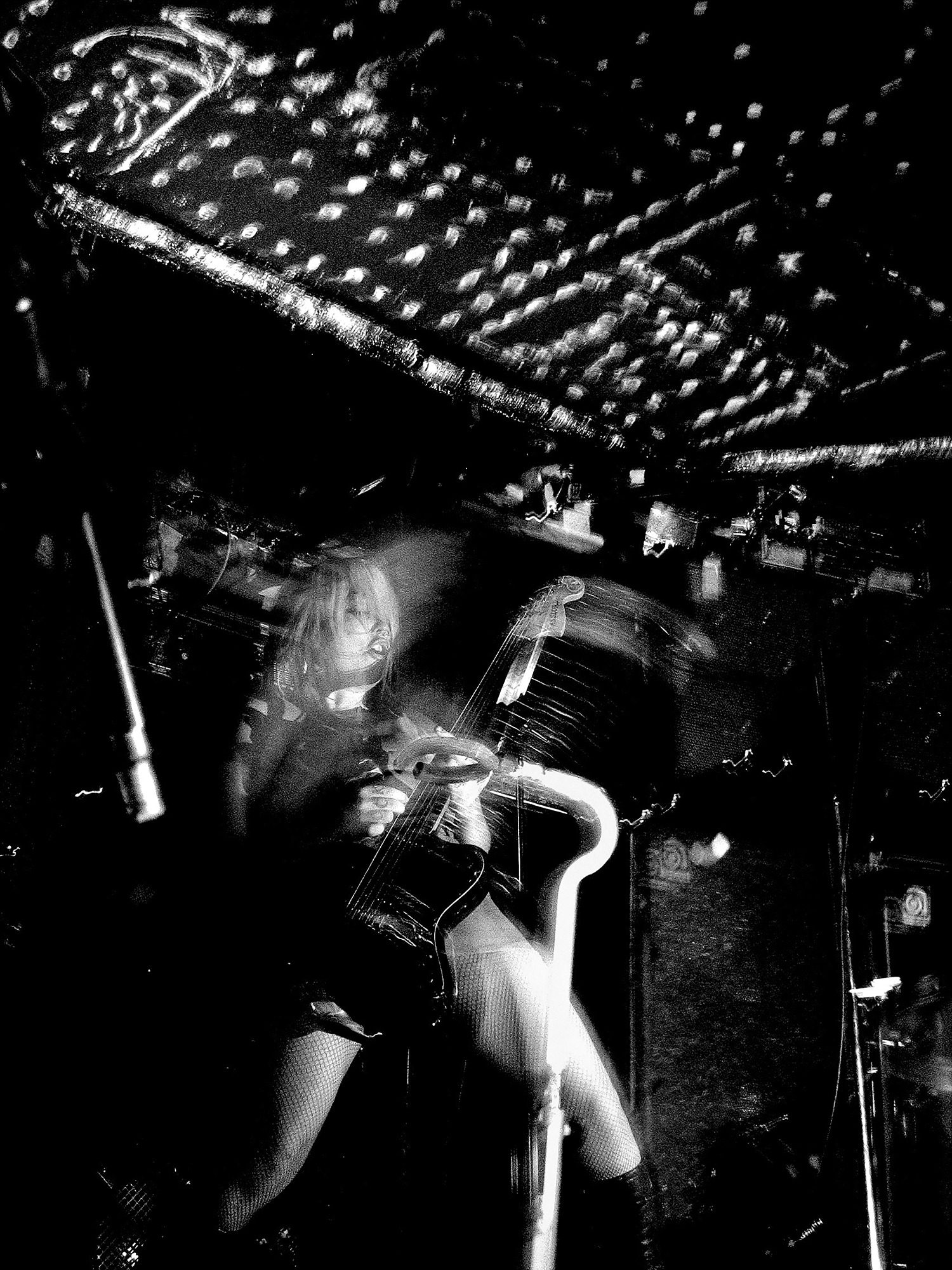 ウォーキング・デッド』ノーマン・リーダスの日本初写真展「IN TRANSIT